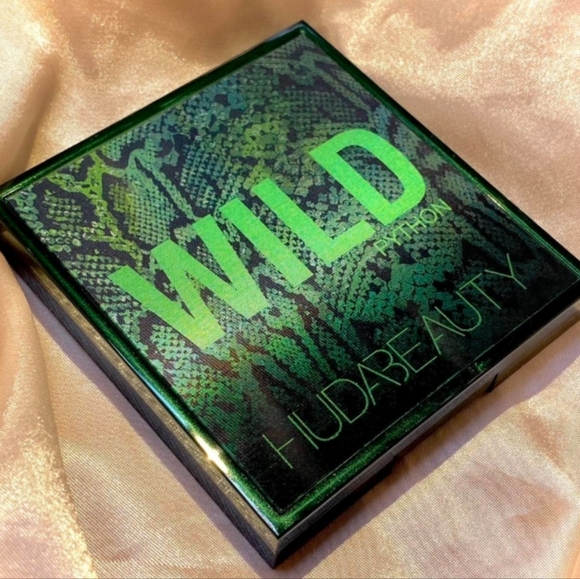 Huda Beauty Wild "Python" Kit - Picture 4 of 9